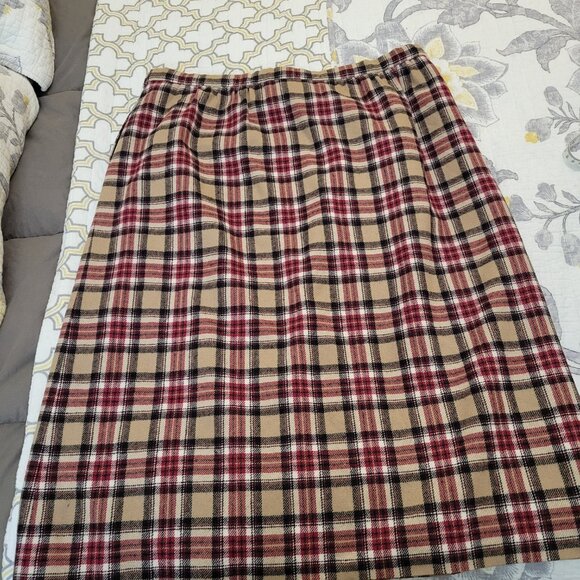 FOUR vintage Pendleton wool skirts - Picture 8 of 16